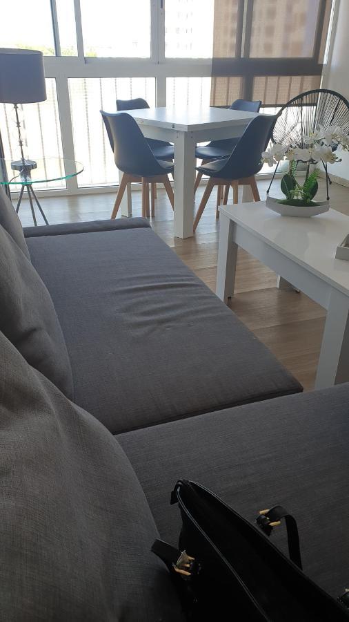 Les Pieds Dans L' Eau Apartment เอมปูเรียบราบา ภายนอก รูปภาพ