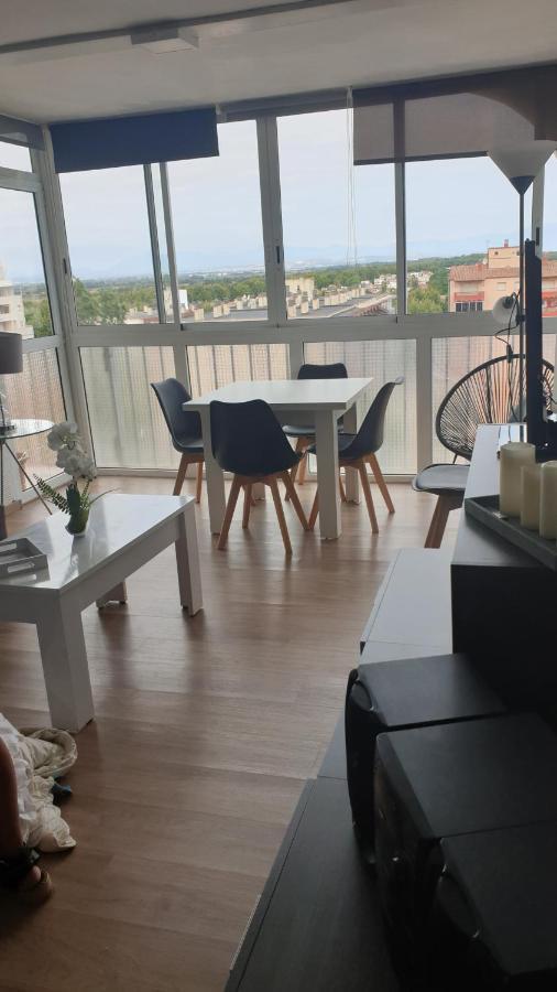 Les Pieds Dans L' Eau Apartment เอมปูเรียบราบา ภายนอก รูปภาพ